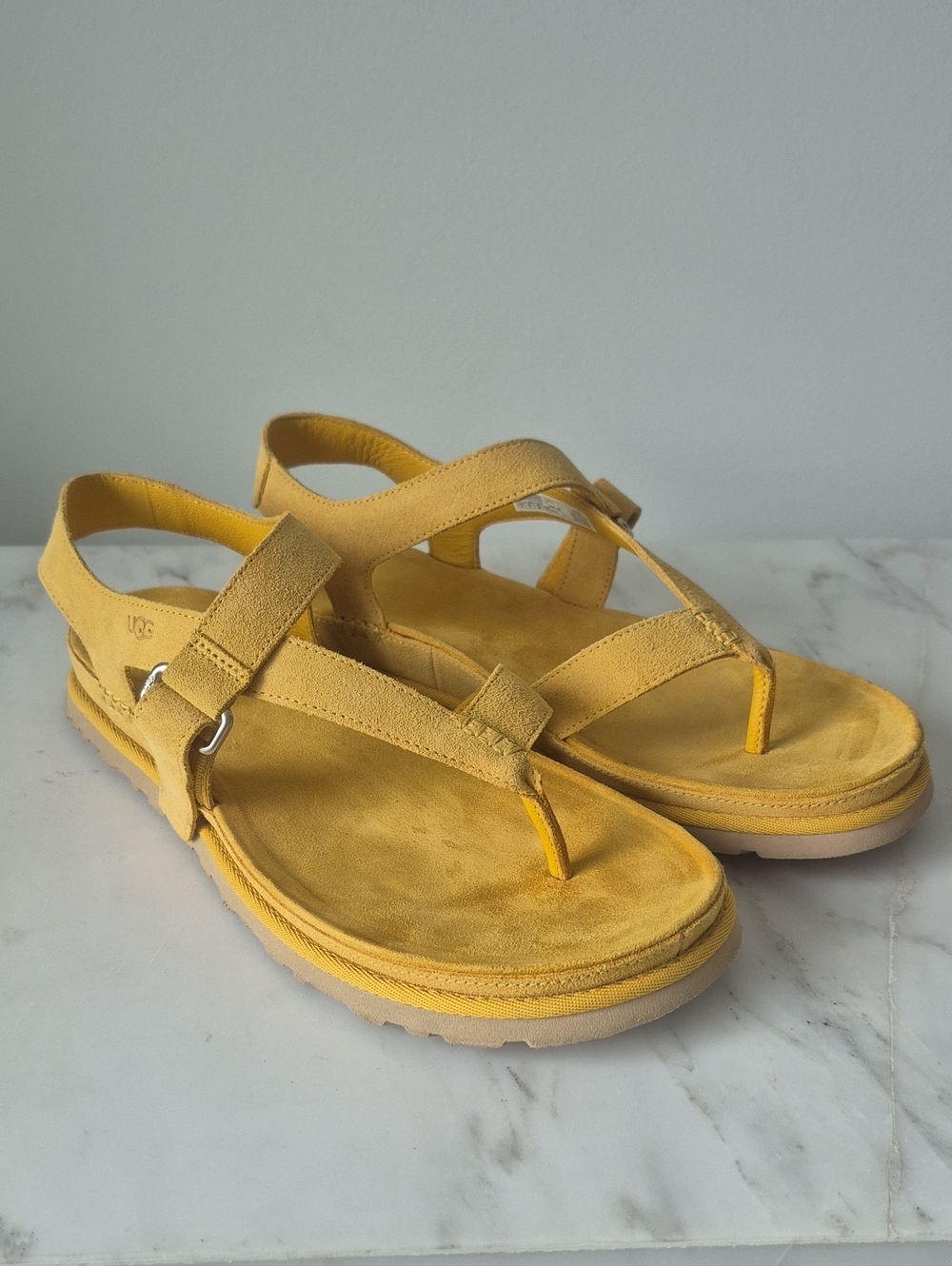 UGG Women’s Yellow Suede Strap Thong Sandals, Size 9